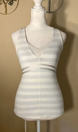 Lululemon Action Pale Blue White Silver Athletic Tank Top Size 4 thumbnail 1