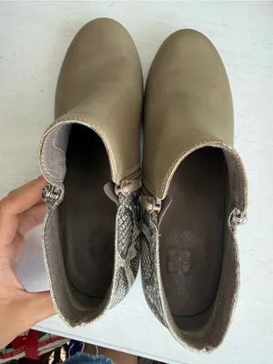 ABEO Lanora Metatarsal Low Heel Bootie Sz 8 thumbnail 8