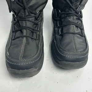 Totes Emily Black Faux Fur Trim Winter Snow Boots Size 8M Side Zip LaceUp Flaw thumbnail 3
