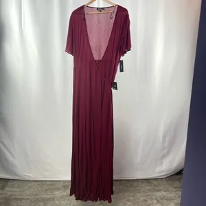 NWT Lulus‎ Heart of Marigold Wrap Maxi Dress in Burgundy Size 1X thumbnail 3