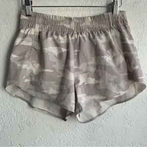 Athleta XS Camo Short thumbnail 2