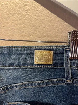 Levi’s Signature Gold Women’s Totally Shapping Skinny Jeans Size 4M thumbnail 7