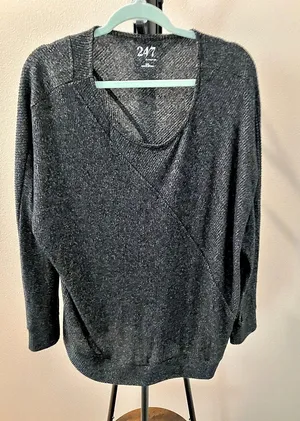 24/7 by maurices Women's V-Neck Sweater in Black Size XL thumbnail 1