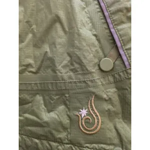 ISIS Waterproof Women’s Jacket Medium Green Hooded Pockets Zip Shell FLAW thumbnail 3