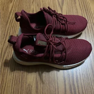 Puma NRGY Neko VT Sneaker Training Shoes Pomegranate Women’s Size 6.5 thumbnail 4