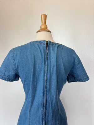 Vintage 80s Western V-Neck Faux Button-Front Light Blue Denim Midi Dress thumbnail 6