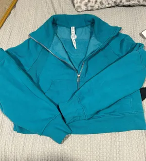 Lululemon Scuba Hoodie thumbnail 1