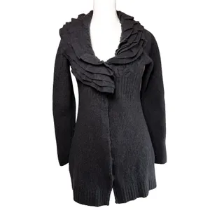 Tahari Long Cardigan Sweater Jacket 100% Merino Wool Size Small Gray Ruffle Snap thumbnail 2