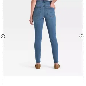 Universal Threads Women's High-Rise Skinny Jeans - Medium Wash Size 8/29 thumbnail 8