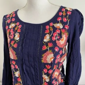 Anthropologie Floreat • Luana Women’s Navy Floral Embroidered Tunic Top Blouse thumbnail 6