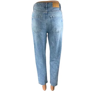 Zara Women's Blue Light Wash High Waisted Carrot Tapered Denim Jeans Size 4 thumbnail 3