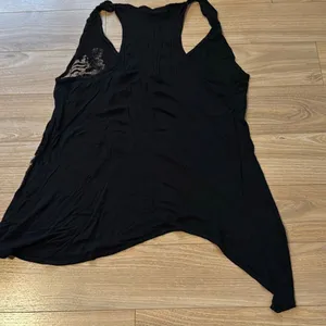 Romeo and Juliet Couture Black Flowy Tank‎ Top Size Large thumbnail 7