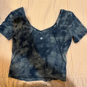 Lululemon Diamond Dye Align T-Shirt thumbnail 2