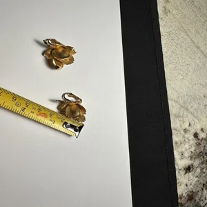 Signed Pastelli Rose Flower Gold Tone Vintage Clip On Clip-on Earrings thumbnail 6