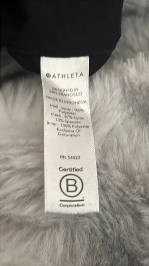 Athleta shorts thumbnail 4