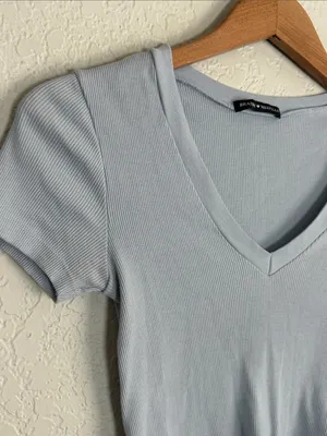 NEW Brandy Melville Sky Blue Ribbed Crop Top Y2K V Neck thumbnail 2