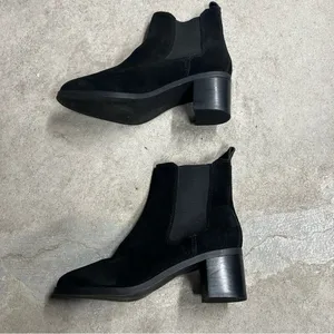 STEVE MADDEN Rhiannon Chelsea Black Suede Boots Womens Size 6.5M thumbnail 2