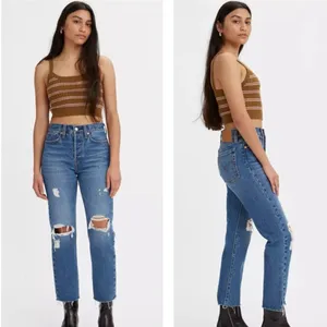 Levi's Wedgie Women's Raw Hem Tapered‎ Ankle Jeans Blue Denim Acid Wash Size 30 thumbnail 14