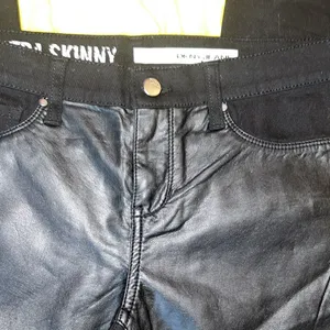 Ave B Ultra Skinny Size 4 Black Jeans thumbnail 3
