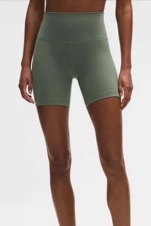 Lululemon High-Rise Shorts Wunder Train 6" thumbnail 1