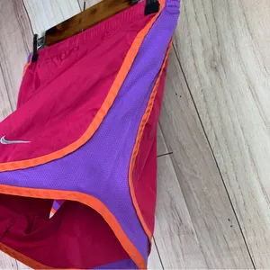 Nike Women's‎ Pink and Purple Shorts thumbnail 4