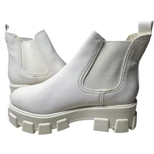 Circus by Sam Edelman Platform White Lug Sole Chelsea Boots Women's‎ size 7 thumbnail 4