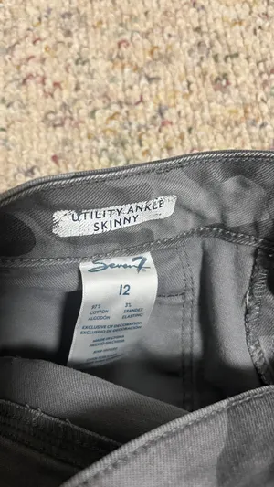 7 for all mankind utility Jean  thumbnail 3
