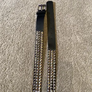 Women’s Black Belt with Silver Metal Detail Size M NWOT thumbnail 7