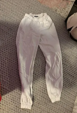 Brandy Melville Sweatpants thumbnail 1