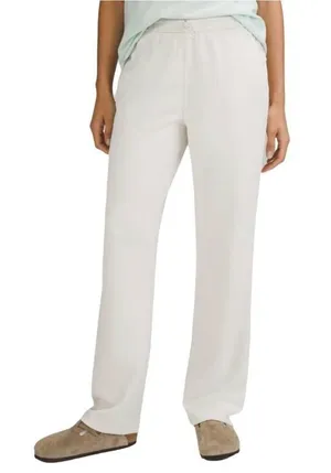 lululemon Women's Size 0 Bone Ivory Straight Softstreme Leg Track Pants thumbnail 1