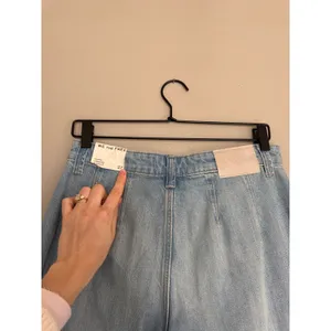 FREE PEOPLE Cerine Relaxed Bootcut Jeans NEW Size 27 thumbnail 6