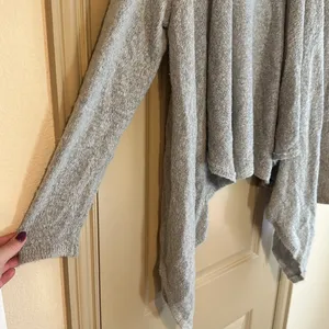 Torrid Grey Cardigan Sweater Size 1 thumbnail 3