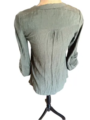 Lola Olive Green V-Neck Button-Front Blouse Size XS (17” PTP) thumbnail 4