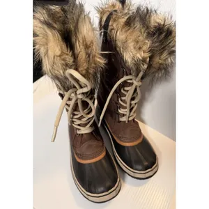 Sorel Boots Women's‎ 7 Joan Of Arctic Faux Fur Lined Waterproof Leather Winter thumbnail 5