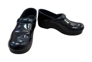 Dansko Womens Black Leather Clogs Shoes Size 8.5 SKU 7180 thumbnail 1