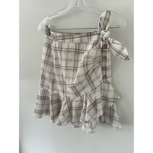 VERONICA BEARD Kaia Tan & White Check Plaid MINI Skirt w/Tie Women's Size XSmall thumbnail 4