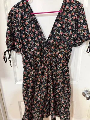 Purple Snow Black Floral Wrap Mini Dress with Puff Sleeves thumbnail 4