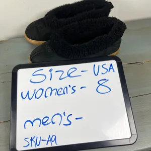 UGG Australia 1871 Black Suede Shearling Lined Slippers Womens 8 Gum Sole Shoes thumbnail 6