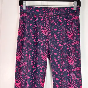 Indero black and pink patterned leggings with witchy or voodoo fleece Size M thumbnail 3