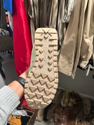 Saucony Women’s Sneakers 9.5 thumbnail 4