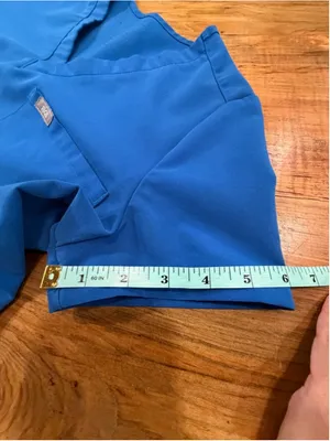 FIGS Technical Collection Blue V-Neck Scrub Top Women's XS Slim Fit Soft Stretch thumbnail 10