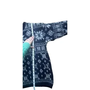 Vintage Woolrich Women’s S Wool Sweater Made USA Fair Isle Snowflake Nordic Navy thumbnail 3