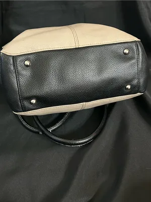 Tignanello Classic Two-Tone Tote Bag Black & Cream thumbnail 10