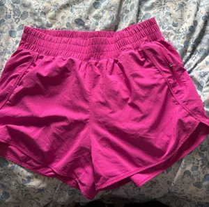 Shorts thumbnail 1