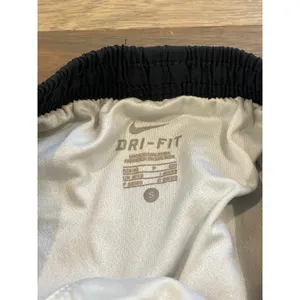 Nike Dri‑Fit Athletic Shorts – Size S thumbnail 6
