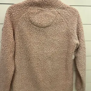 Simply Southern Sherpa pullover Light‎ pink and white Size small thumbnail 6