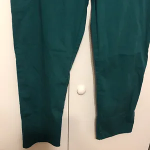 Scrub Star Women’s Medium Size Scrub Pants Green Color thumbnail 3