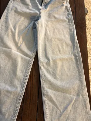 Hidden Jeans Light Wash Baggy Style Size 29 High Rise Relaxed Fit Denim thumbnail 3