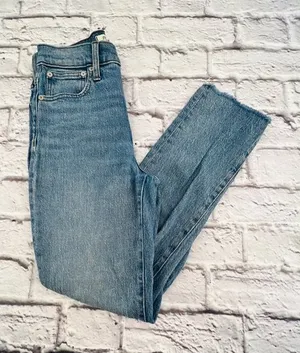 Madewell Jeans Women's Size 24 Light Wash High Rise Raw Hem The Perfect Vintage thumbnail 1