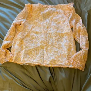 J.Crew Yellow Floral Long Sleeve V-Neck Ruffle Blouse Top small thumbnail 11
